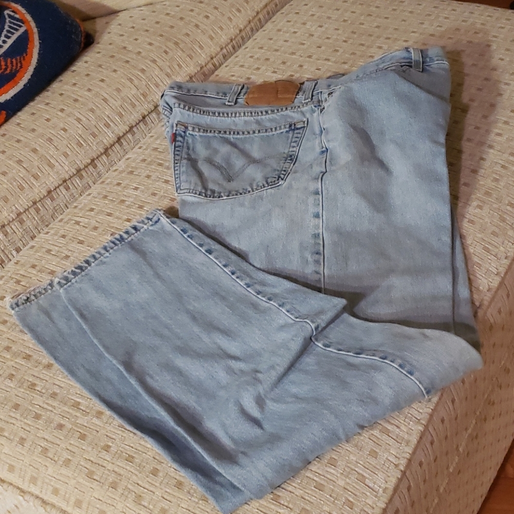 Men's Levi 505 Regular Fit Jeans. Size 40x34